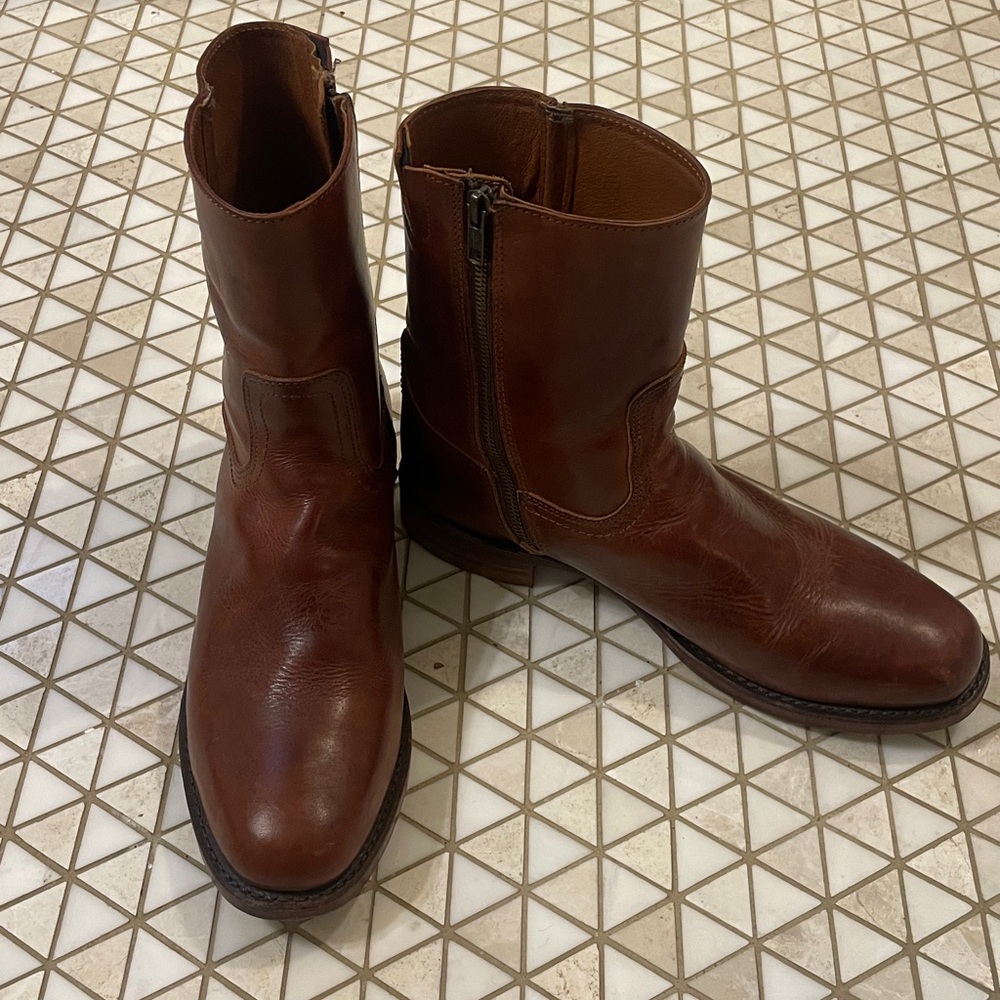 Frye Men’s Campus Boots Cognac Brown Leather Inside Zip Size 9.5 - Picture 2 of 11